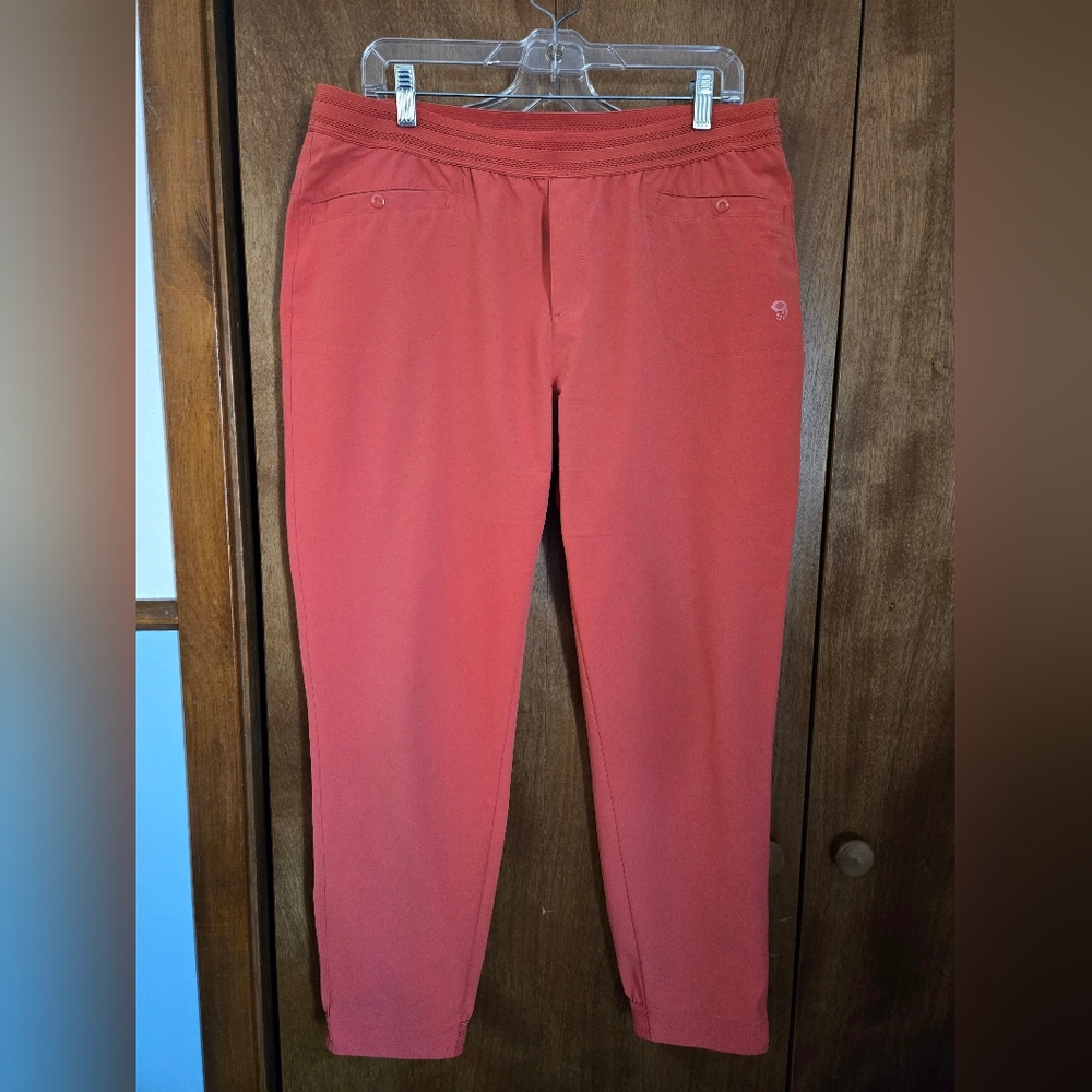 Mountain Hardware Jogger Pants